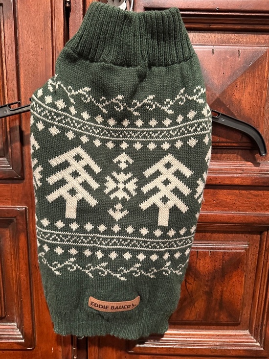 Eddie Bauer Other - EDDIE BAUER Size M Medium Dog Sweater Green Christmas Winter Pine Trees Festive